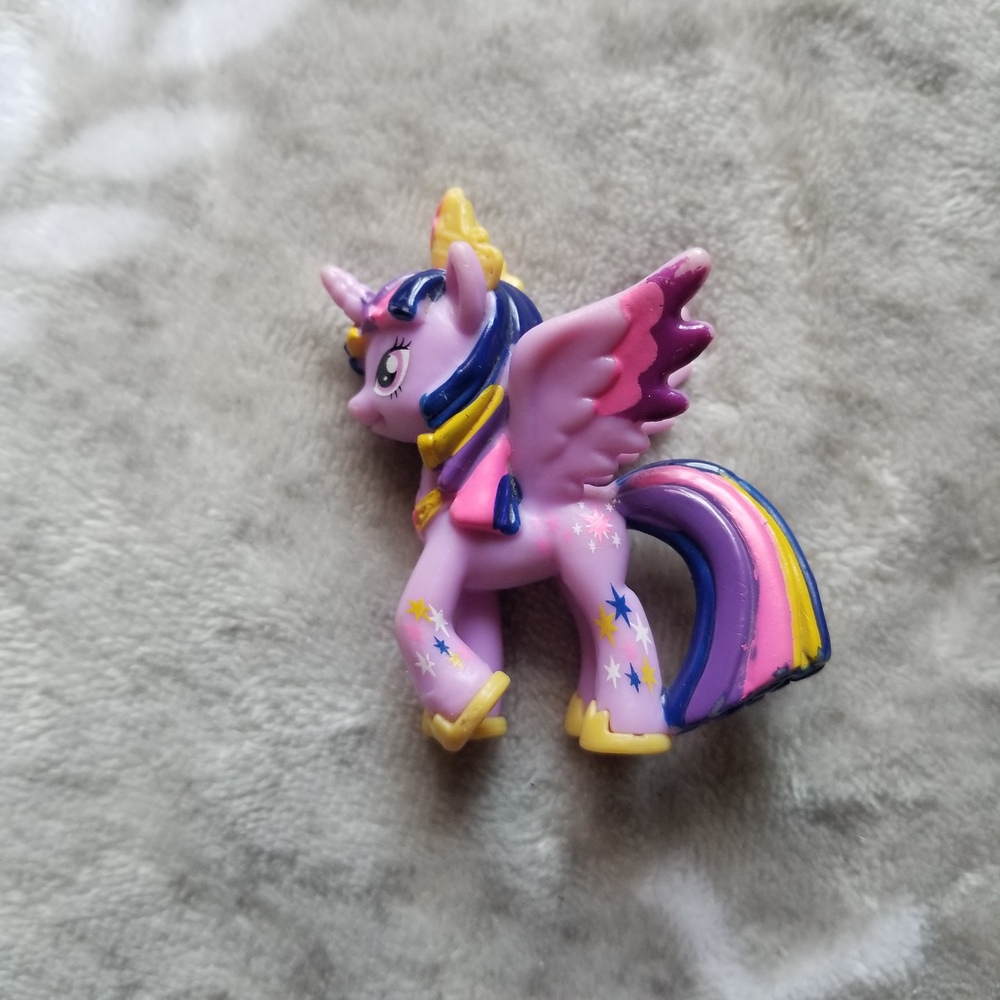 My Little Pony Figure Princess Twilight Sparkle Rainbowified MLP G4 Mini